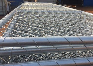 Portoni personalizzabile del recinto del collegamento a catena rete metallica di 75mm x di 75mm per l'iarda delle pecore